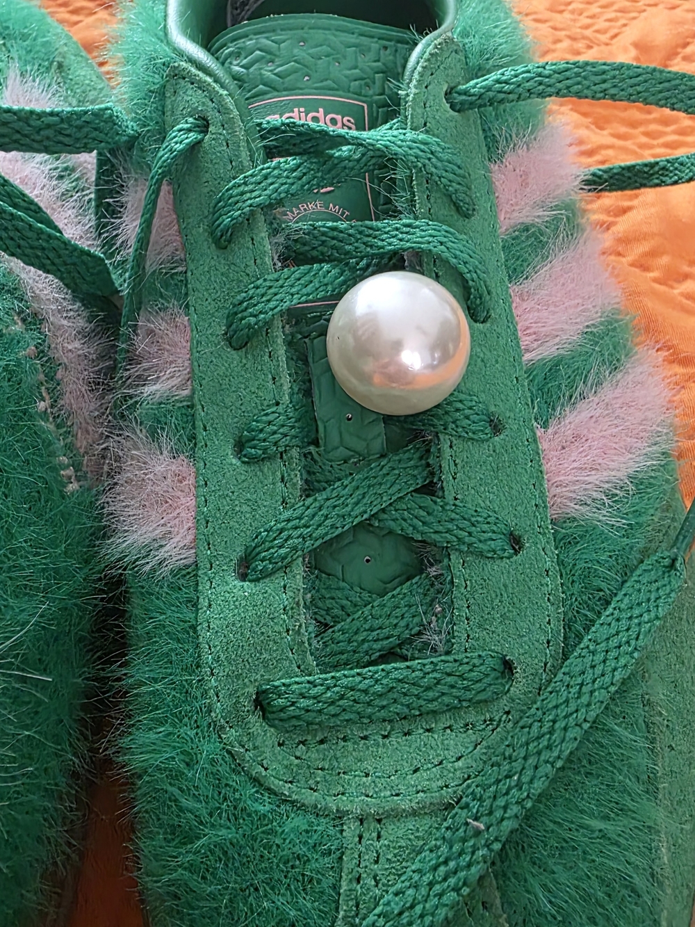 Pearl Shoe Charms (Charm Set Only – Sneakers Not Included)